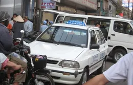 Taxi “dù” - nỗi lo khi đến Hà Nội