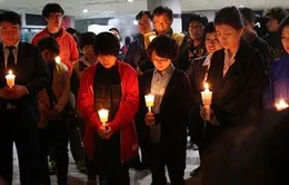 Hàn Quốc cầu nguyện cho những nạn nhân mất tích trong vụ chìm phà Sewol