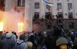 Ukraine: Bạo lực lan rộng ở miền Đông