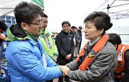 Tổng thống Hàn Quốc cam kết sẽ không để xảy ra thảm họa tương tự vụ chìm phà Sewol