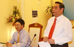 Đồng chí Lê Hồng Anh làm việc với Bộ Ngoại giao