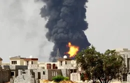 Thêm quốc gia sơ tán nhân viên ngoại giao khỏi Libya