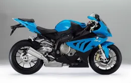BMW thu hồ S1000RR vì bắt lỏng vít