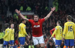 Nhiều bất ngờ vòng 11 Premier League 2013/14