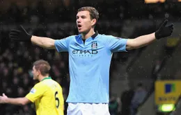 Arsenal "lăm le" người thừa của Man City