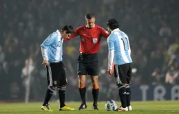 Tevez phủ nhận chuyện xích mích với Messi