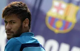 Neymar "đứng núi này, trông núi nọ"