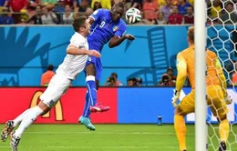 "Trò hư" Balotelli lập công lớn, HLV Prandelli ca ngợi hết lời