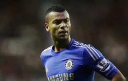 AS Roma chính thức xác nhận có Ashley Cole 