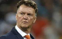 Hậu World Cup, HLV Van Gaal lập tức bắt tay vào công việc tại Old Trafford