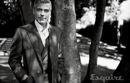 George Clooney lại bị “chất vấn” về giới tính