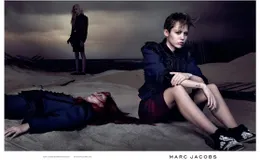 Nhiếp ảnh gia từ chối hợp tác với Miley Cyrus