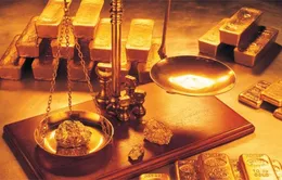 Vì sao giá vàng sụt giảm mạnh?