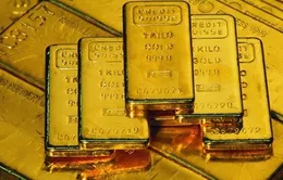 Giá vàng thế giới giảm kỷ lục trong 30 năm qua