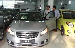 Chính thức giảm phí trước bạ ô tô tại Hà Nội xuống 12%