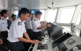 Khen thưởng nhiều đơn vị, cá nhân thuộc vùng Cảnh sát biển 4