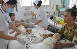 Huế: Bệnh nhi tăng cao do thời tiết bất thường 