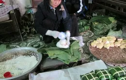 Làng bánh chưng lớn nhất Hà Nội: Vắng lặng mùa Tết