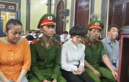 Đề nghị chung thân đối với "siêu lừa" Huyền Như