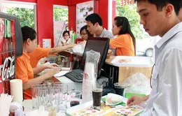 Thị trường thức ăn nhanh: DN Việt không có chỗ đứng?