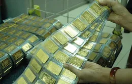 Các ngân hàng bắt đầu hạn chế mua vàng