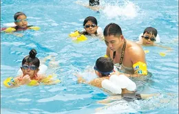 Cấp thiết đưa môn bơi lội vào trường học