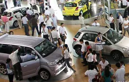 Ô tô Việt Nam đắt hơn khu vực 300 triệu đồng/xe