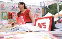 Sôi động Ngày Sách Việt Nam đầu tiên