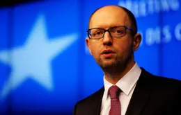 Thủ tướng Ukraine bất ngờ đệ đơn từ chức 
