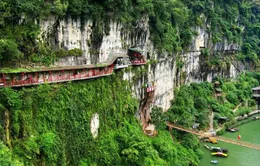 Lạ mắt nhà hàng treo Fangweng ở Trung Quốc