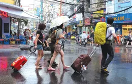 6 mẹo hay khi đi du lịch trời mưa