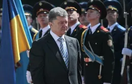 Nhìn lại 2 tuần “sóng gió” của tân Tổng thống Ukraine