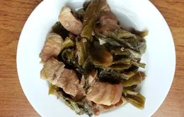Thịt ba chỉ kho dưa - món ăn rất đưa cơm