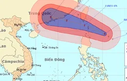 Siêu bão Usagi đang tiến gần vào biển Đông