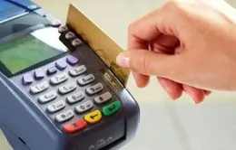 Người Hàn Quốc nghiện sử dụng thẻ tín dụng