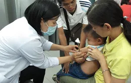 Triển khai tiêm vaccine phòng chống dịch sởi 