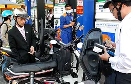 Giá xăng tăng thêm hơn 300 đồng/lít
