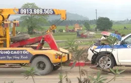 Xe CSGT gặp tai nạn, 3 người thiệt mạng