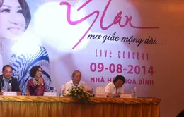 Ý Lan vừa hát vừa làm MC trong liveshow "Sol vàng"?
