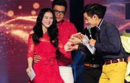 Lý Nhã Kỳ đòi đấu giá MC thay vì trang phục
