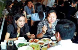 Đừng ăn trưa quá muộn