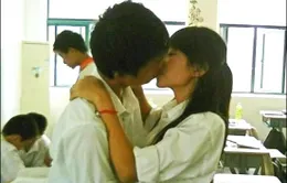 Cha mẹ cần làm gì khi con "yêu" sớm?
