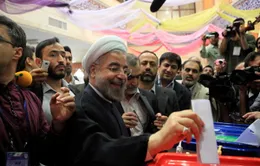 Tân Tổng thống cam kết hàn gắn quan hệ Iran với quốc tế