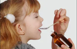 Bổ sung vitamin đúng cách cho trẻ