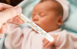 Làm gì khi trẻ bị sốt?