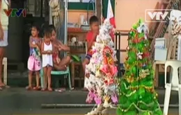 Người dân “vùng đất chết" Tacloban chuẩn bị cho Giáng sinh