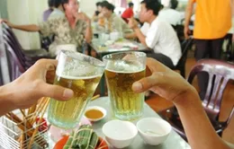 Người Việt uống 3 tỷ lít bia/năm: Nên vui hay buồn?