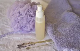 Tự làm gel tắm dưỡng ẩm từ oải hương