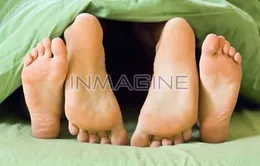 “Yêu” trong bóng tối - Tốt hay không?