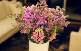 Một số mẫu hoa bàn cưới đẹp dễ thực hiện